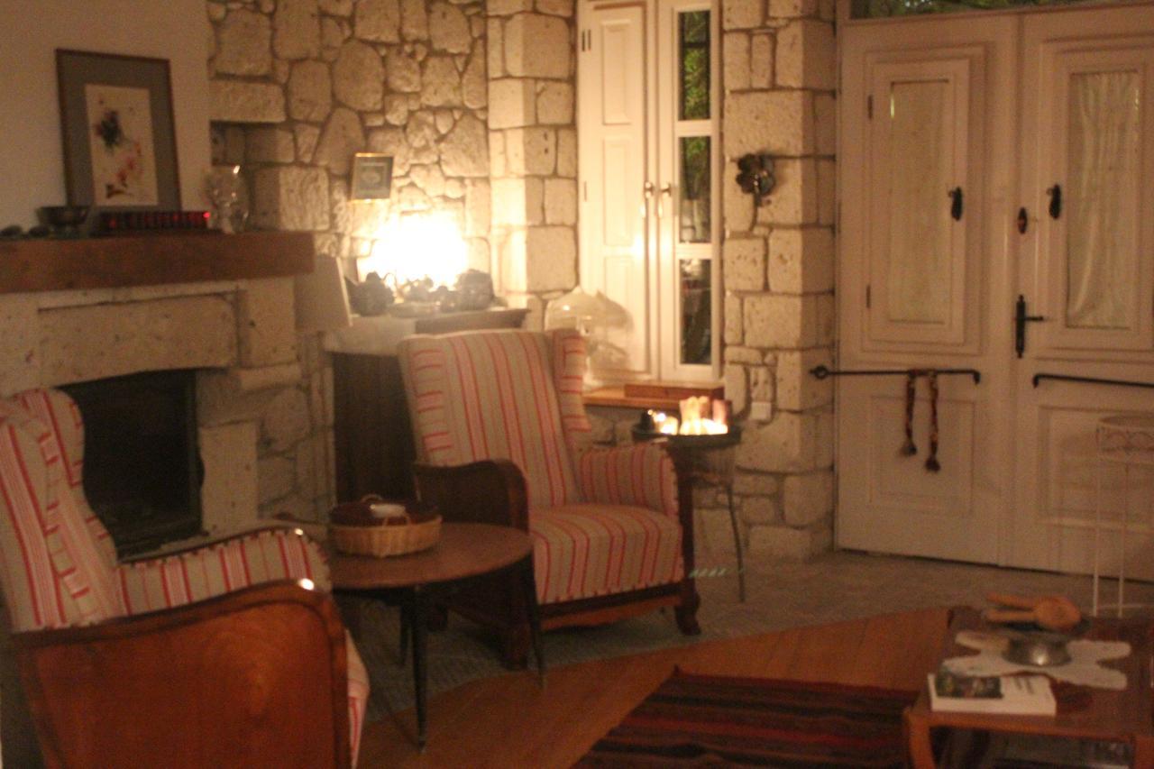 Salyangoz Bed & Breakfast Alacati Exterior photo