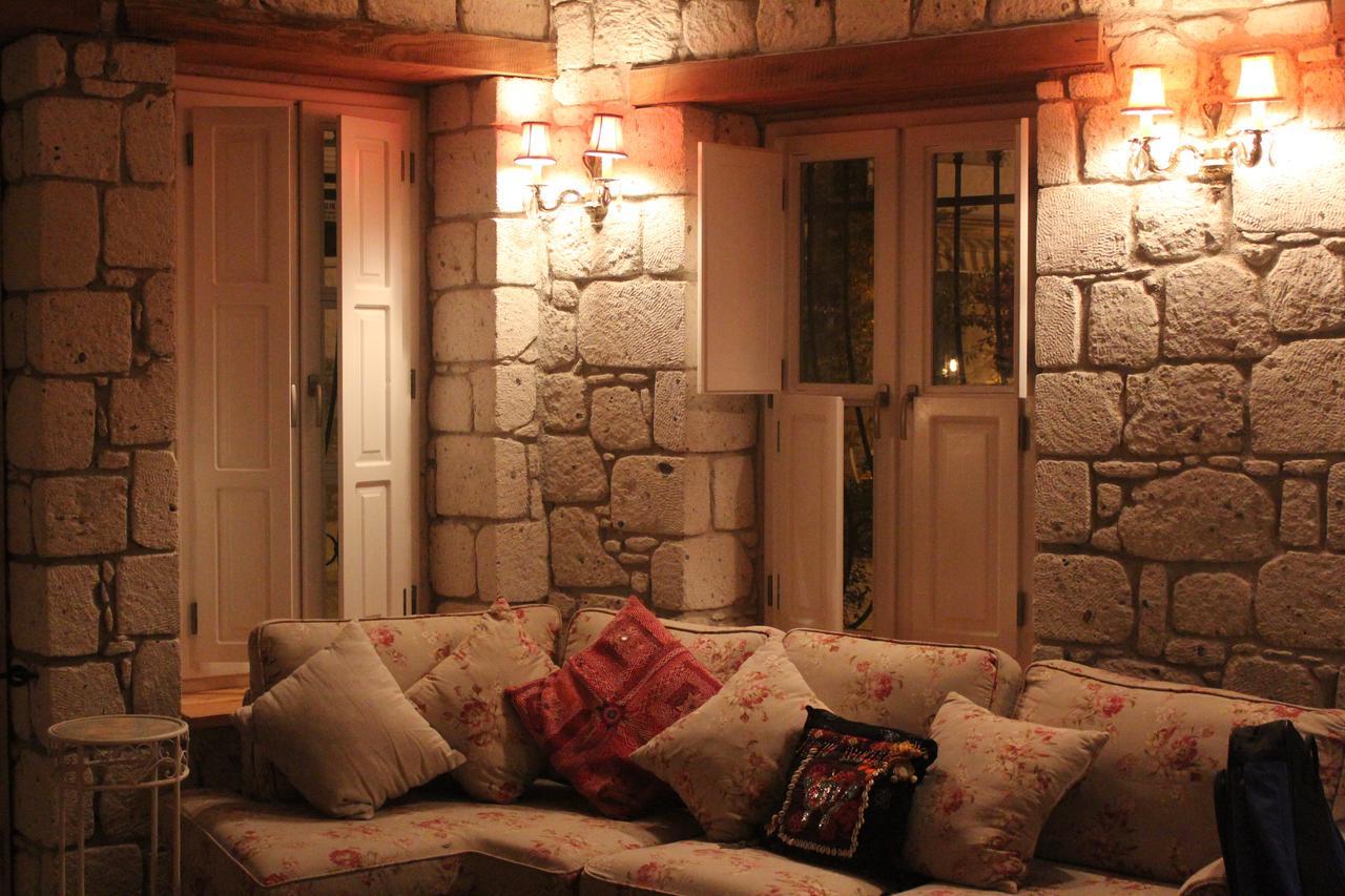 Salyangoz Bed & Breakfast Alacati Exterior photo